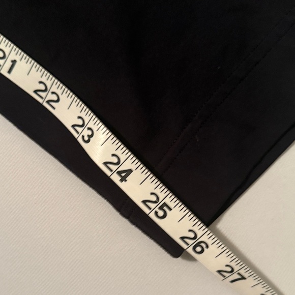 GUC - Lululemon Black Pants - Picture 5 of 8